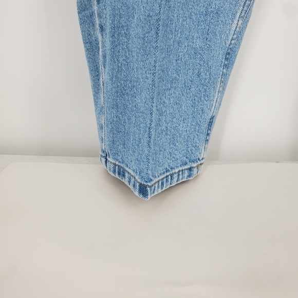 Liz Claiborne Jeans Womens 22 Petite Relaxed Fit Straight Blue Denim Pants - Picture 4 of 9